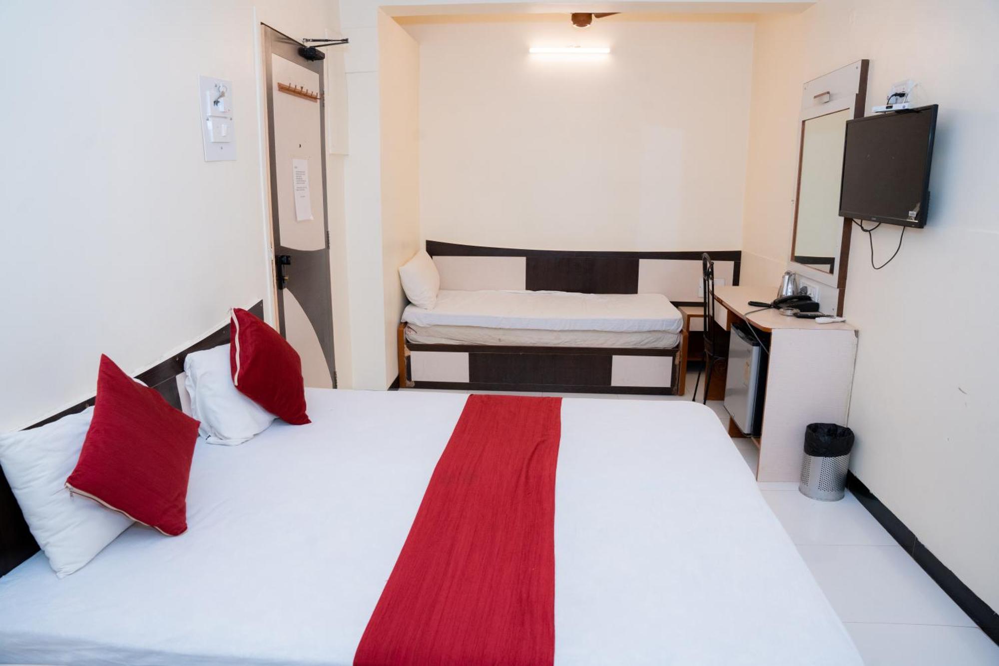 Saigal Guest House Bombaj Zewnętrze zdjęcie